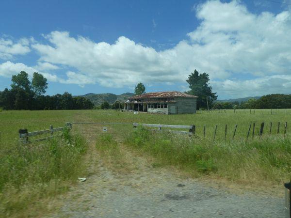 Te Araroa-Anaura Bay